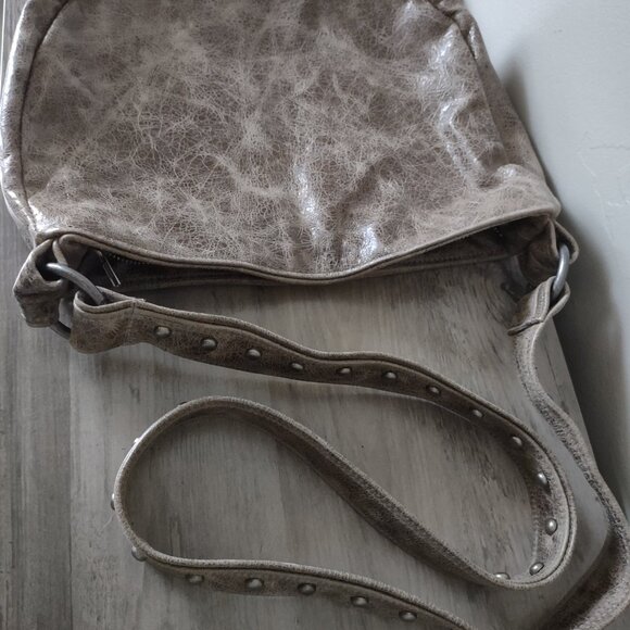 Gorgeous studded leather crossbody purse - moto - western - saddlebag style NEW - Picture 5 of 11